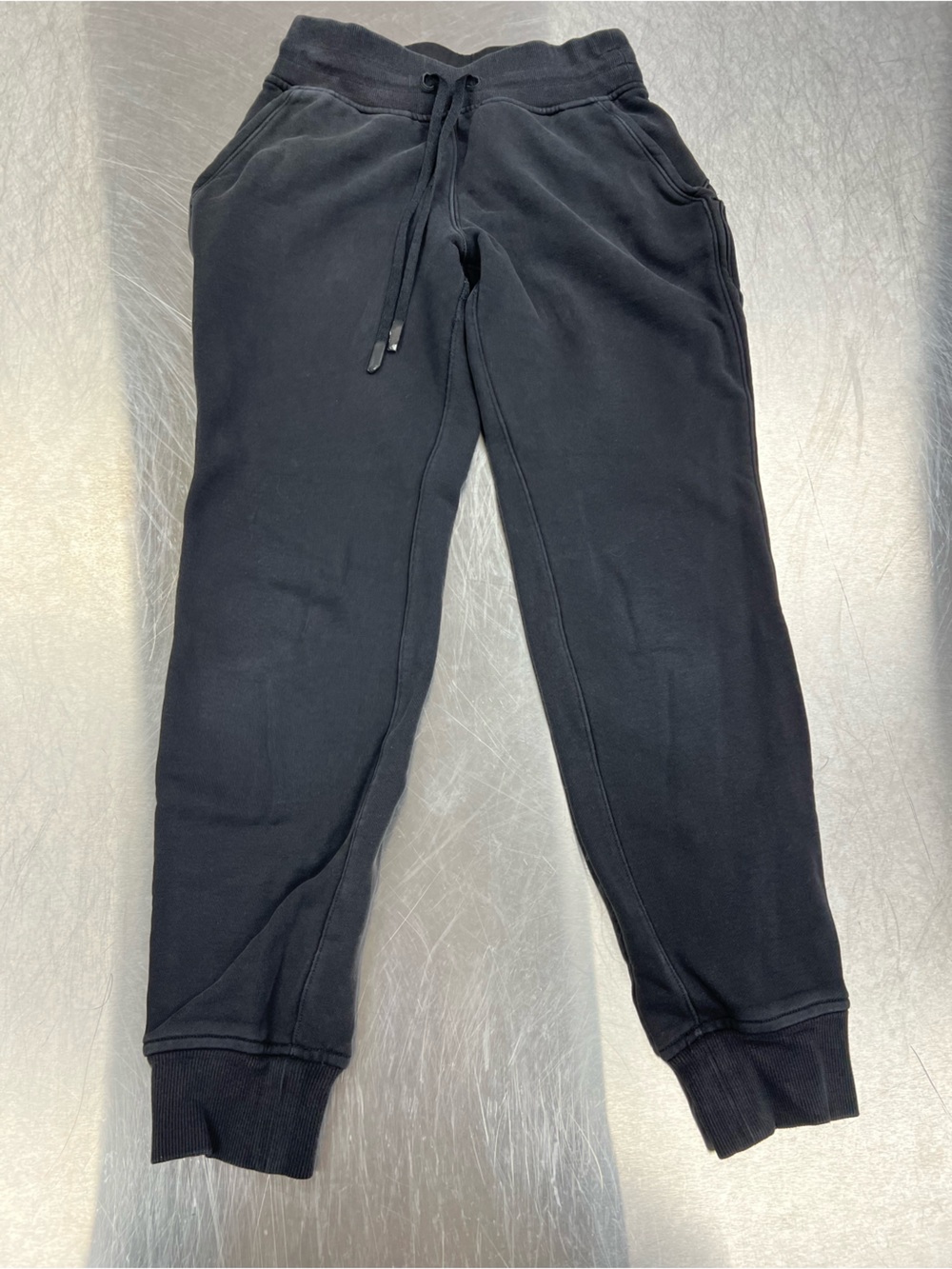 lululemon athletica Classic Worn Black Jogger Sweatpants Women’s 2 Girls L/XL